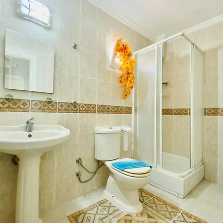 Vila Kusadasi'nda Harika Nida 8