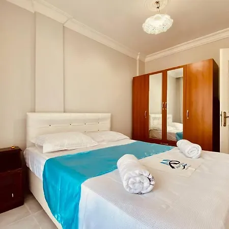 Kusadasi'nda Harika Nida 8 * كوشاداسيه