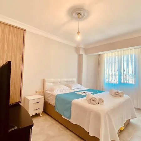 Kusadasi'nda Harika Nida 8 Villa Kuşadası